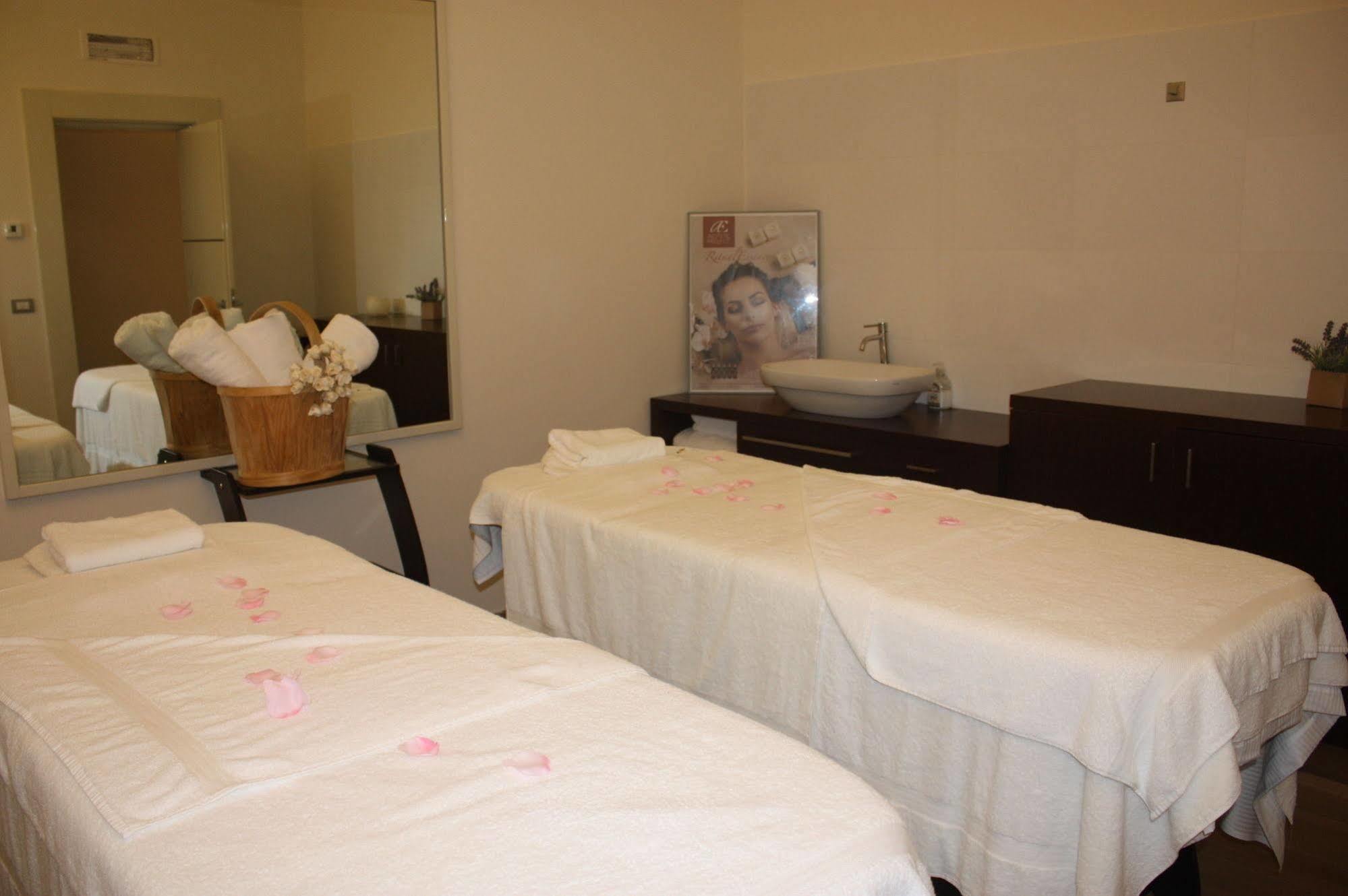 Santa Caterina Park Hotel Sarzana Kültér fotó